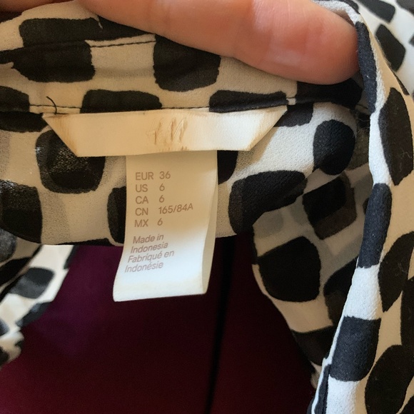 B&W Checkered chiffon tank - Picture 4 of 4